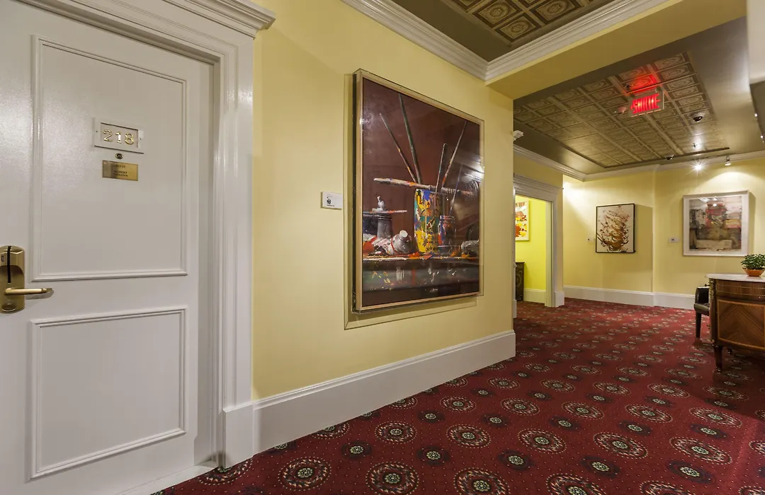 Lhotel-1